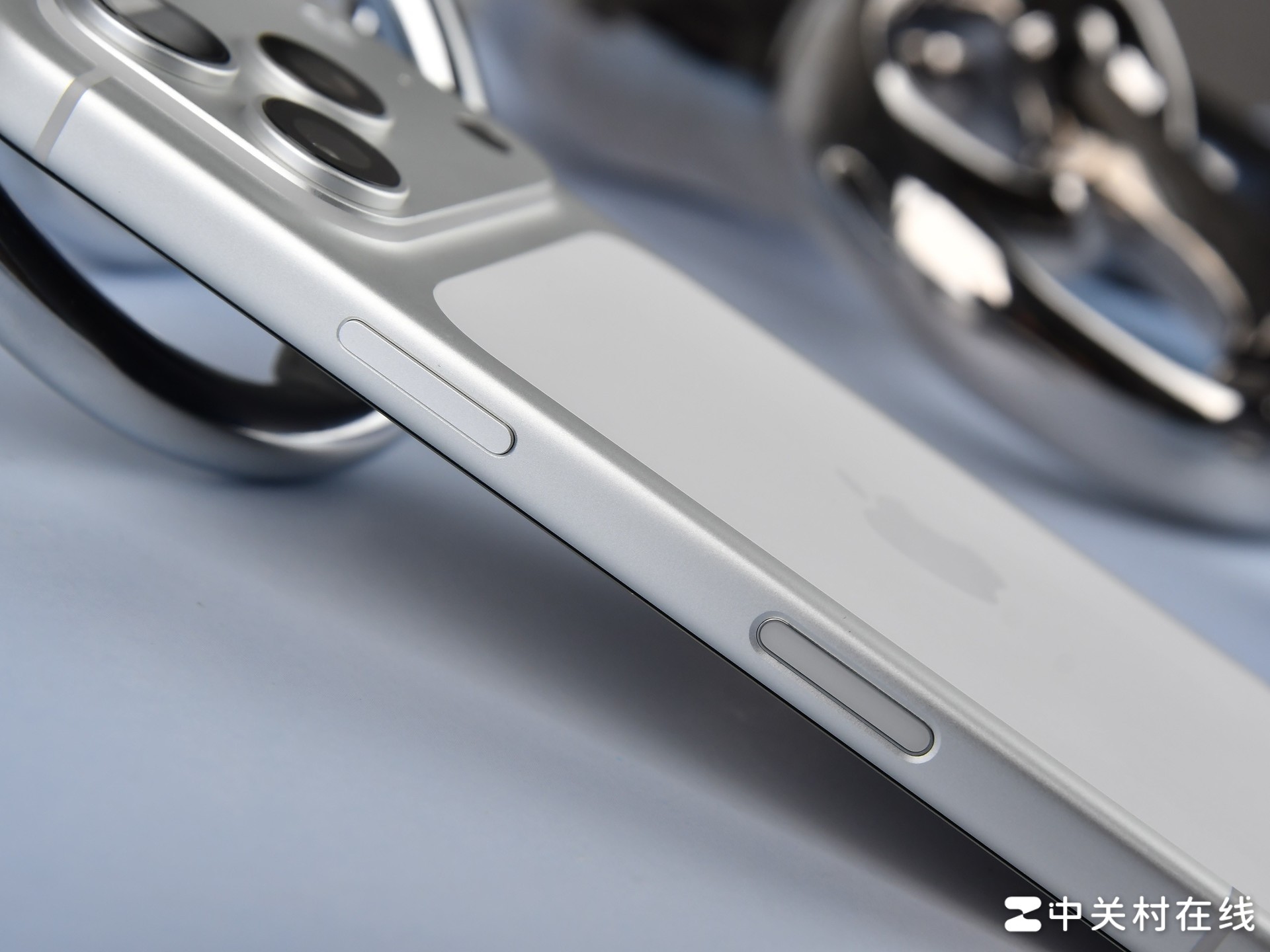 iPhone 18 ϵ��ǰհ��ʮ�������ܷ�򶯡����ӻ�����