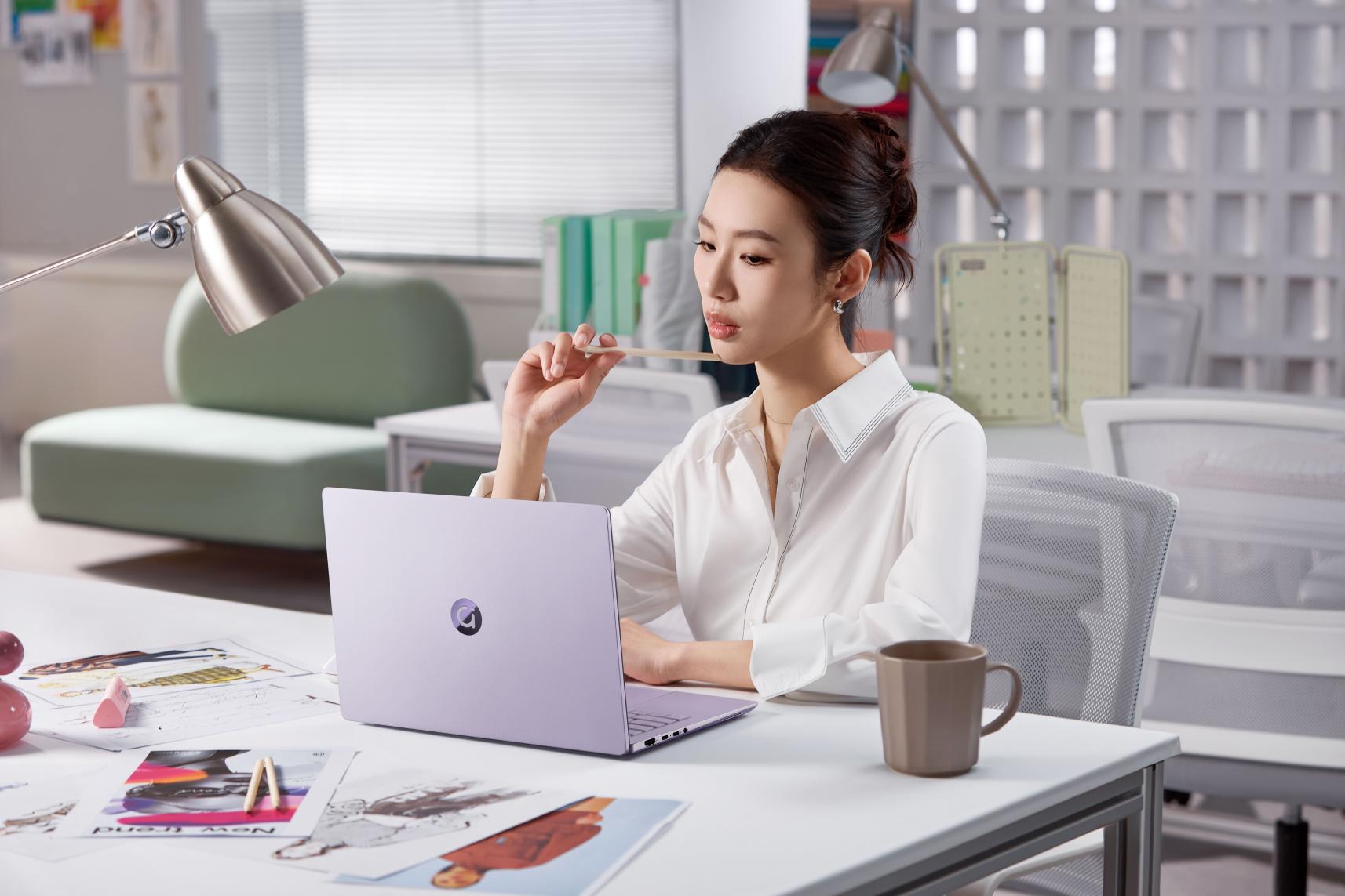 ��˶a��14 Air 2026����ԤԼ�� 45W�����ܲ�����990�˻�����ְ���³�