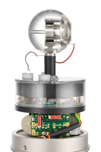 历史之声,臻于未来:诺音曼传奇再现——M50 V电子管麦克风