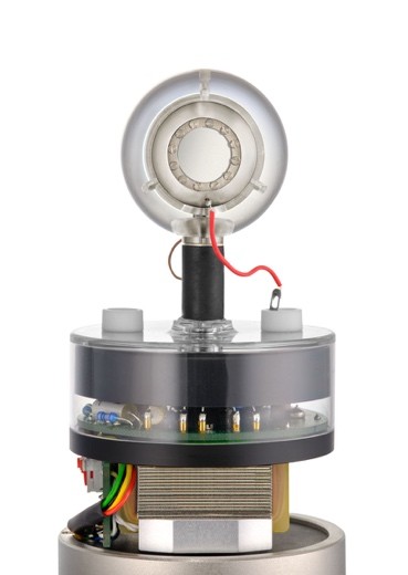 历史之声,臻于未来:诺音曼传奇再现——M50 V电子管麦克风