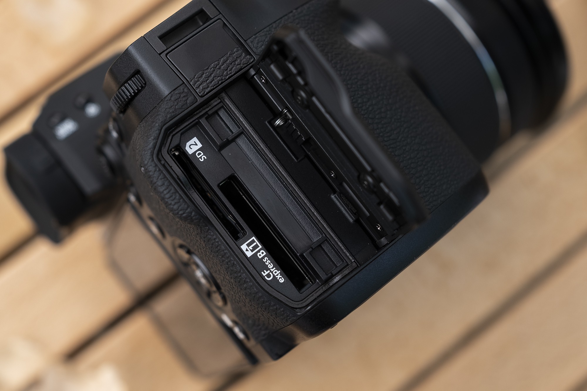 APS-C高速旗舰 富士X-H2S仅售15290元