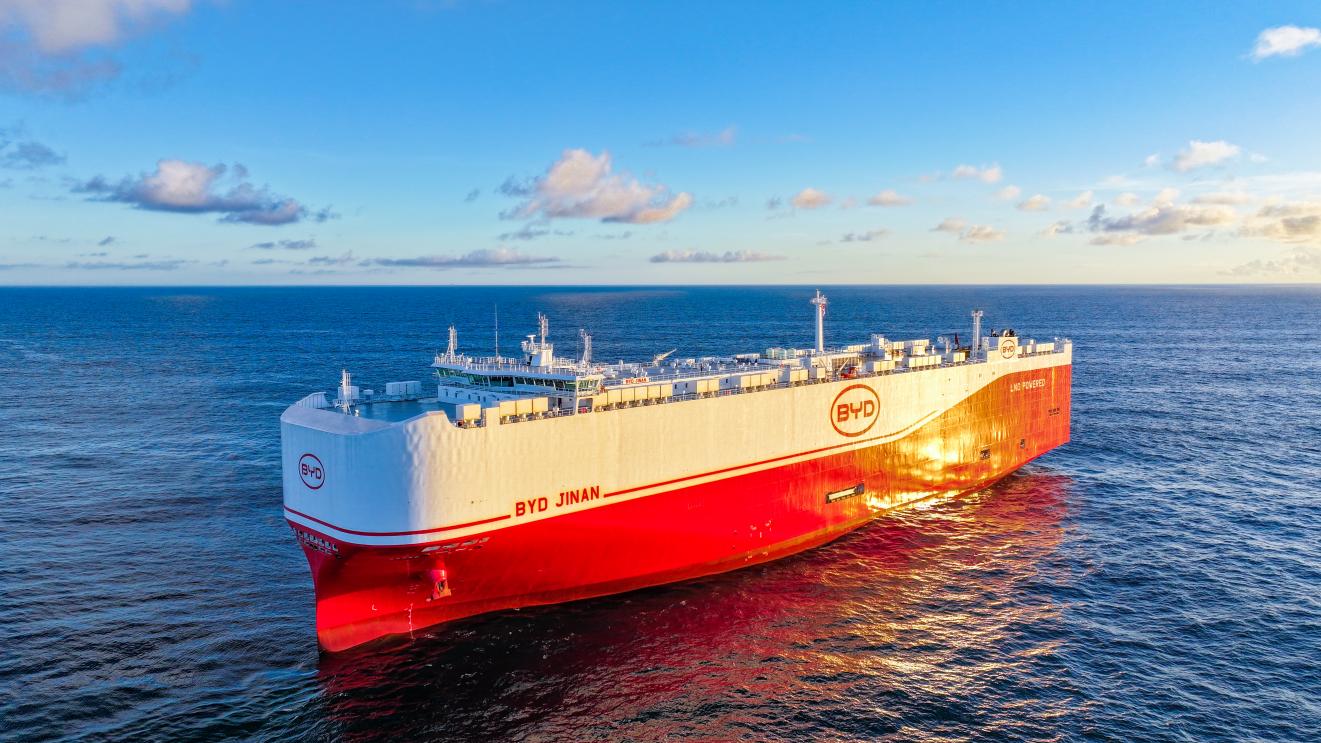 ��ֹ�ڰ��ݣ����ǵ�Я��˼����������౱����չ