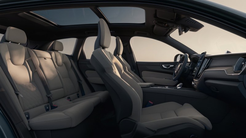 �춯SUV�ռ���ˮ���ֶ���XC60��ʵ�ó������������