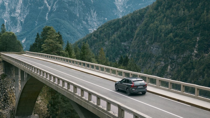 �Ƽ������д���SUV�̵㣬�ֶ���XC60�����������ƽ��