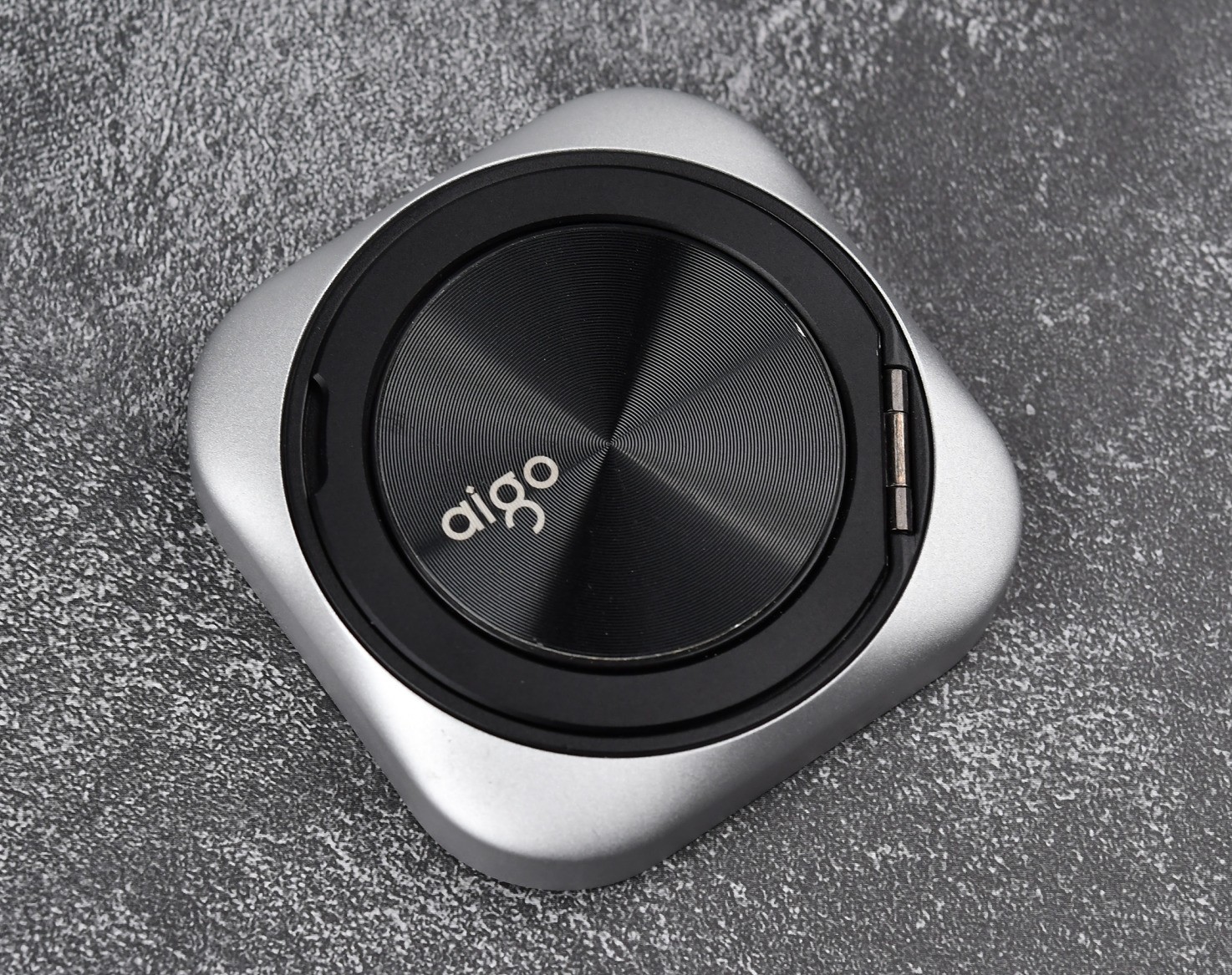 圈粉无数! 推荐5款新一代aigo存储设备