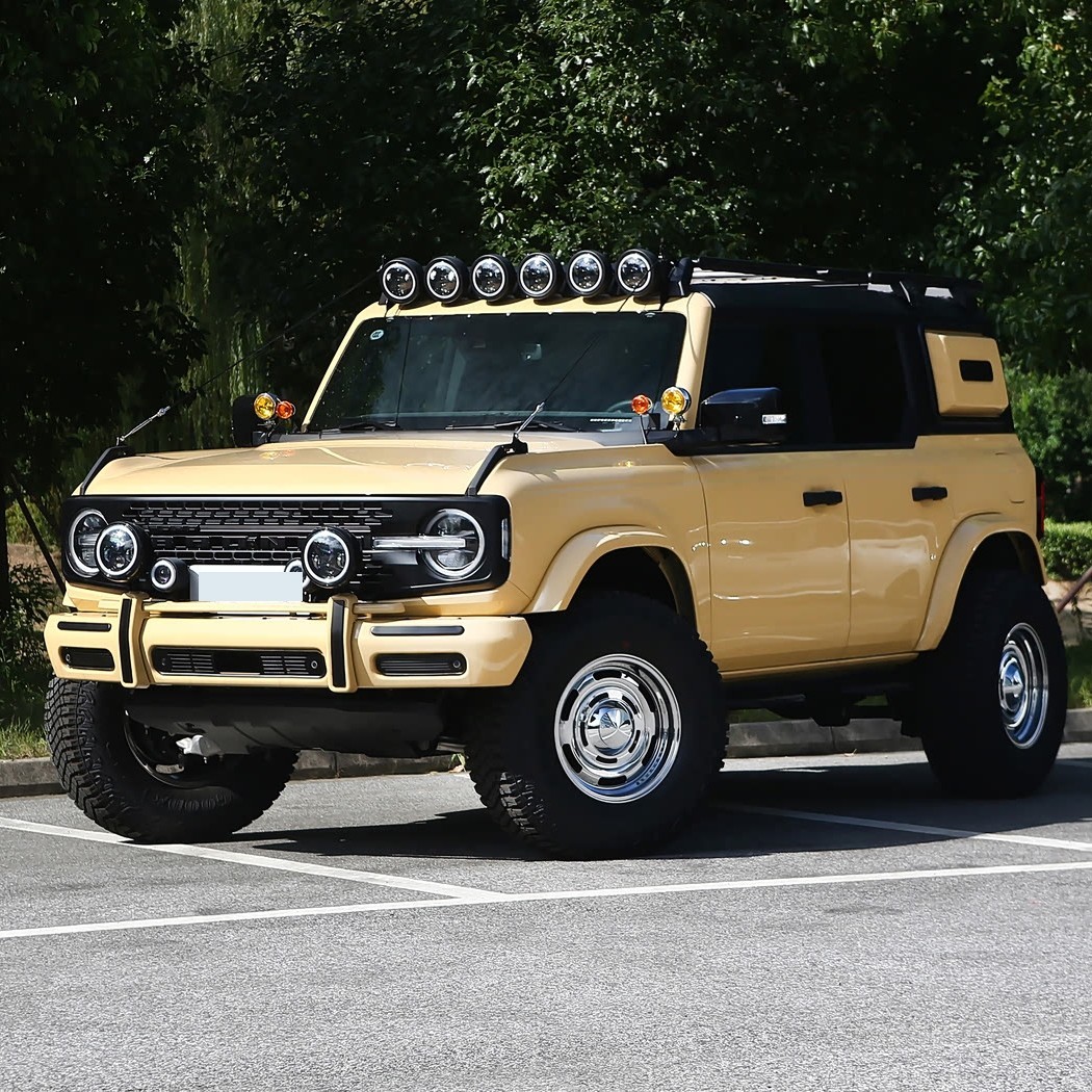 100���ڴ���������SUV��ǿ�Ծ�������GLC AMG������ʿ��������ʤ������Ƚ���