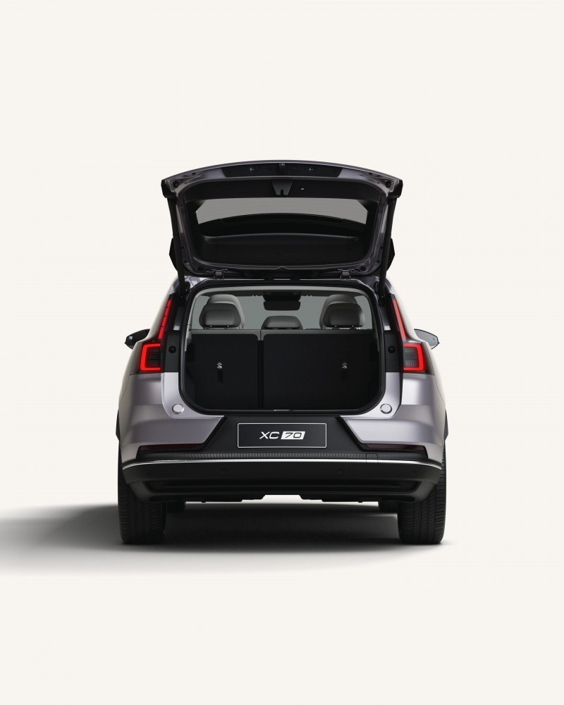 ���30��SUV֮ѡ��XC70 Plus��ȫ���ý��