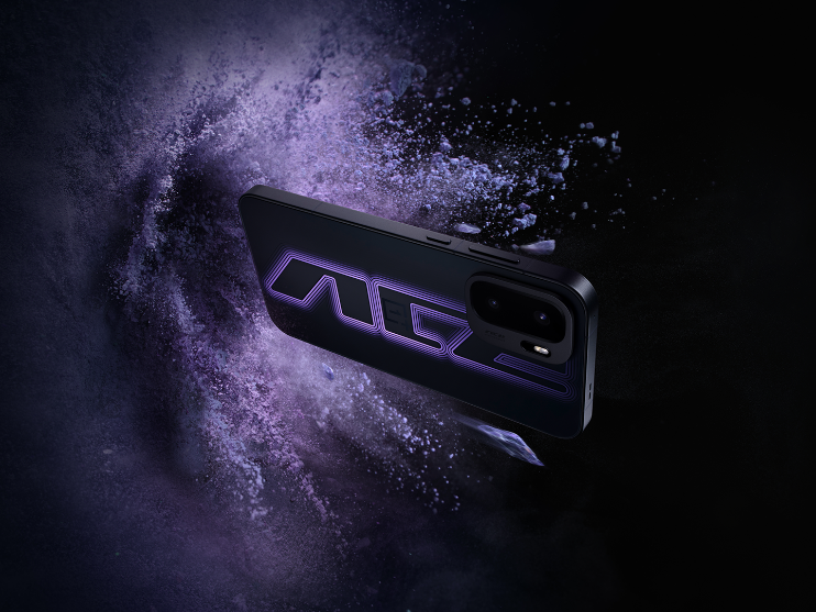 一加 Ace 6 至尊版正式发布:为射击游戏而生的双形态新装备