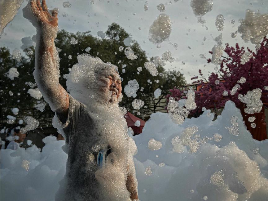 �ֻ���Ӱ��չ��������һ�Ρ����ʸ������ж��ѣ�