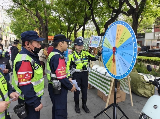 警企联动护安全 九号电动车助力北京非机动车新规科普落地