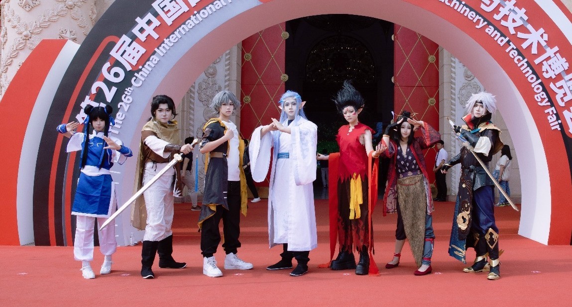 �ڶ�ʮ�߽��й����������еӰ�������뼼��������  5 �� 15 �ձ���ʢ����Ļ