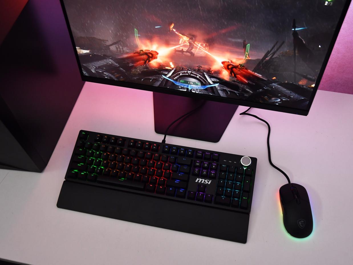 一把键盘,两种形态,多种体验,微星FORGE GK320、GM330游戏键鼠套装评测