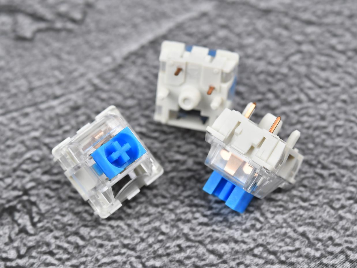 一把键盘,两种形态,多种体验,微星FORGE GK320、GM330游戏键鼠套装评测