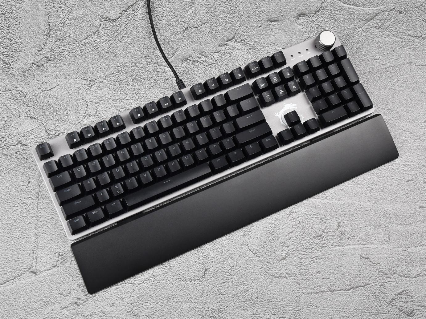 一把键盘,两种形态,多种体验,微星FORGE GK320、GM330游戏键鼠套装评测