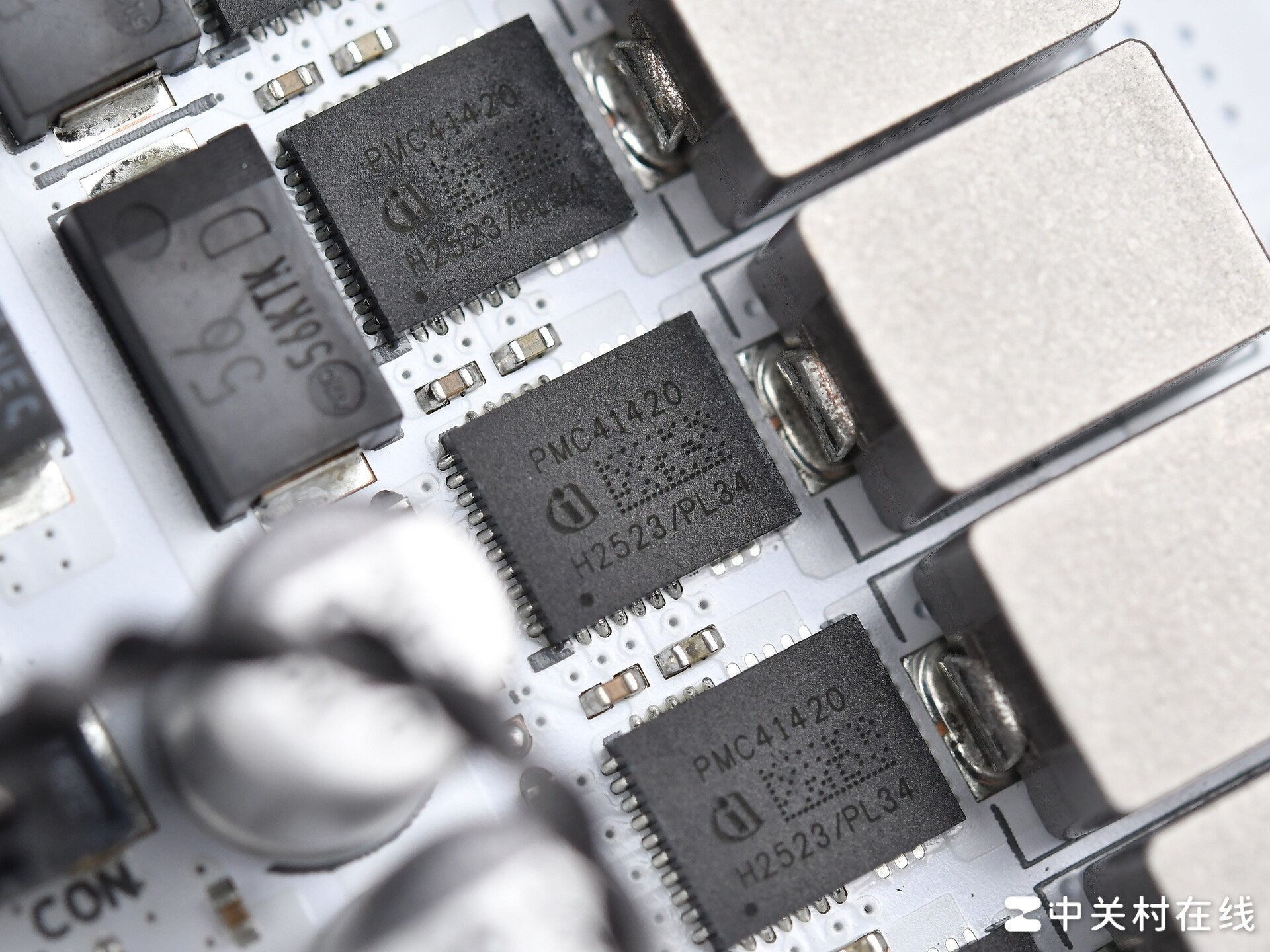 2026年1月3款高性价比主板盘点,2000元内怎么选?