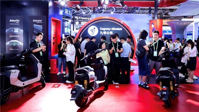 链博会直击：九号电动车凭啥让观展者排队？IPX7防水+智能安全技术解密