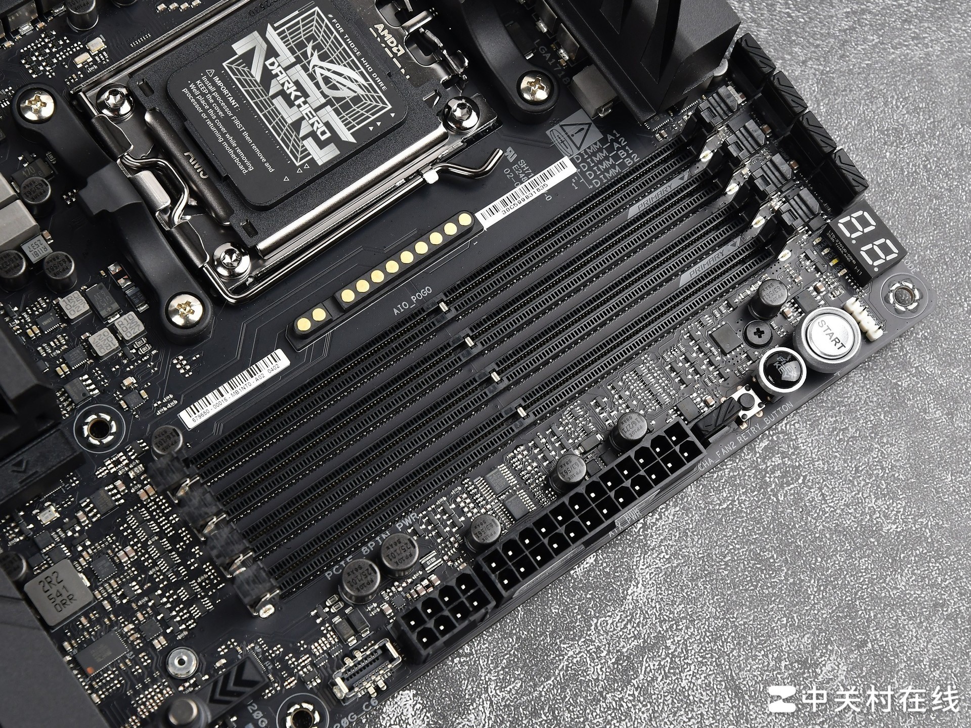 AMD ����7 9850X3D�ײ� �˶ROG X870E DARK HERO����֡�����