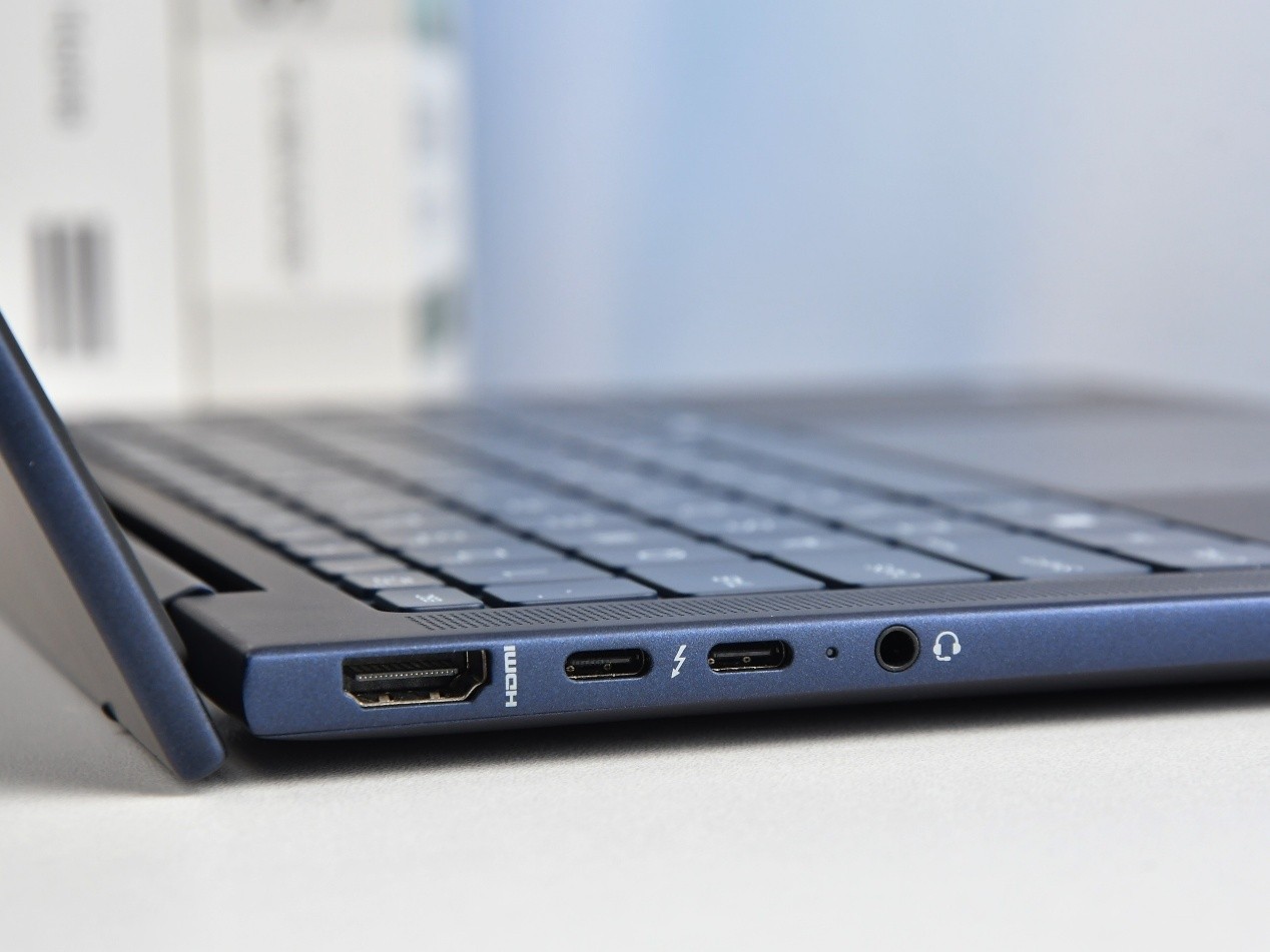 �ƶ��칫ʱ���ľ�Ӣ��AI PC������ EliteBook X G1i����