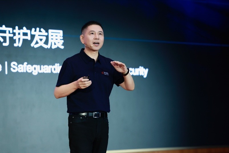 破解中小企业智能办公痛点?华为坤灵一来就“灵”了!