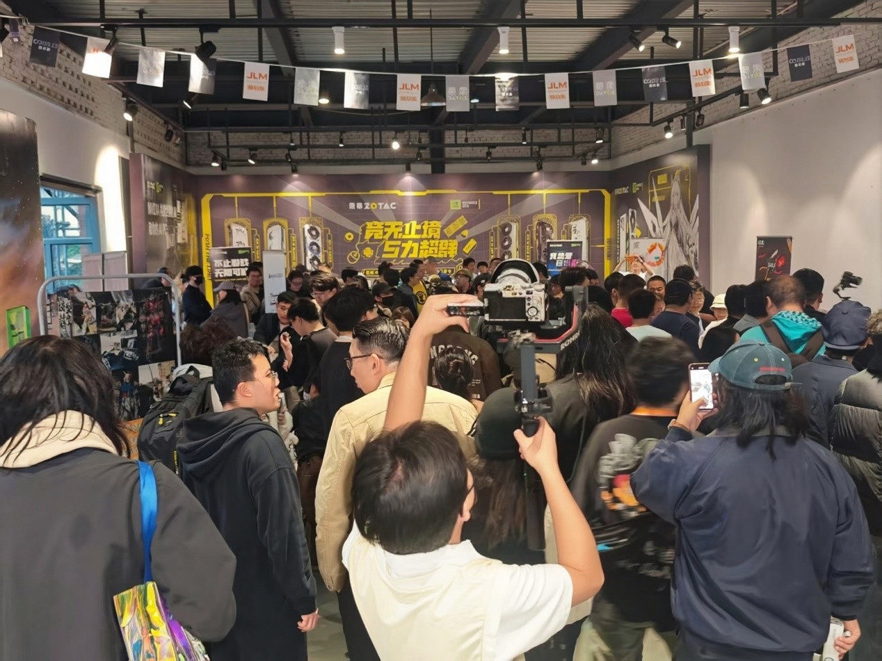 索泰助力巅模王“爱乐酷”杯 云南首届模型比武大会圆满收官