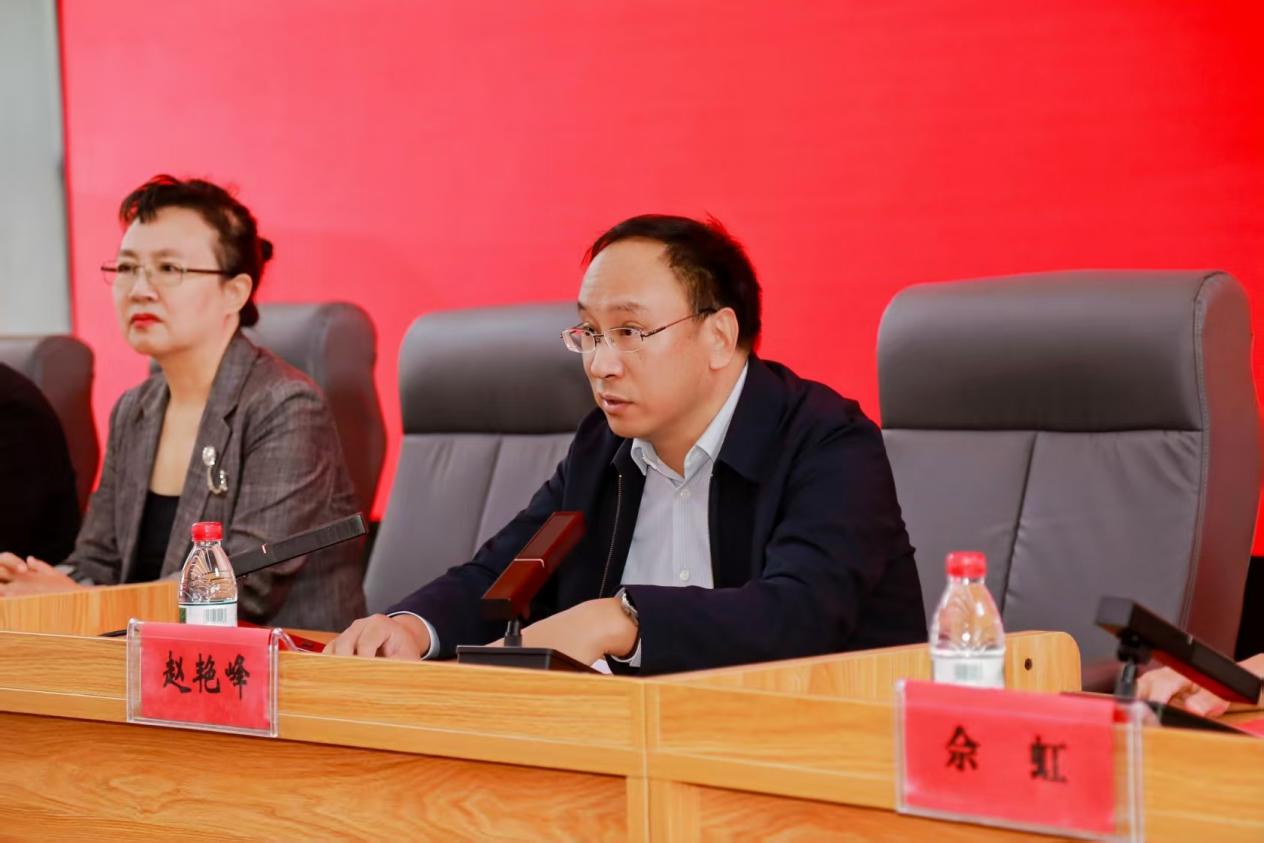 京东开启AI助学行动 携手科大讯飞为山西静乐捐建首个AI学习机教室