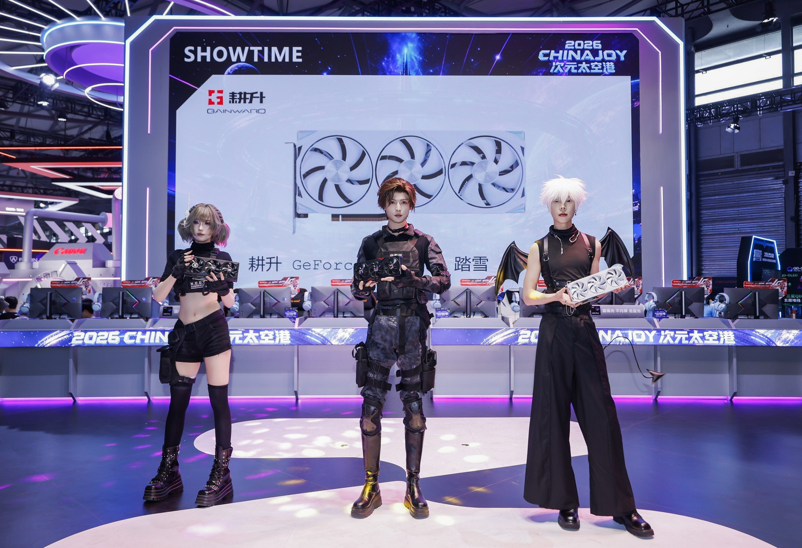 ChinaJoy2026�ֳ�ֱ����E7��S101����չ̨��RTX50ϵȫϵ���Կ�ʵ������