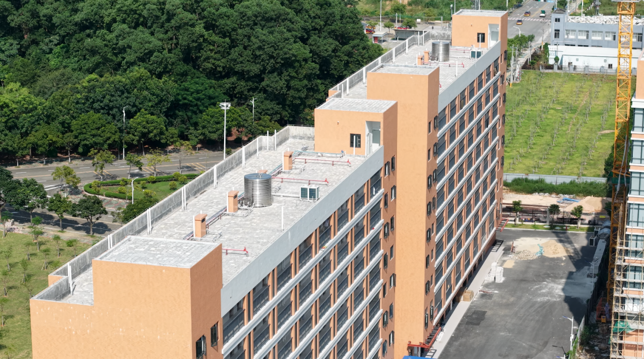 米特拉为揭阳市华南司法职业学校打造空气能热水系统