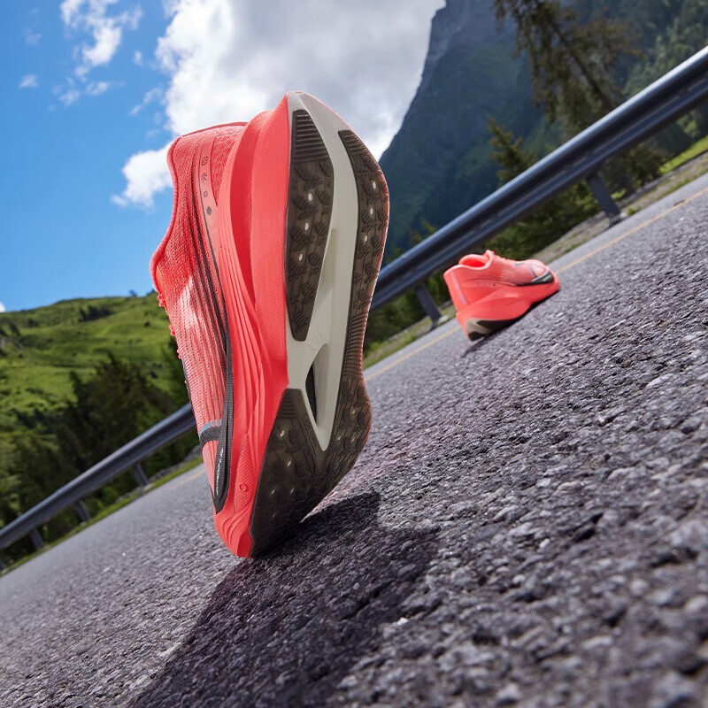 361����ʿ������̼����Ь����168Ԫ