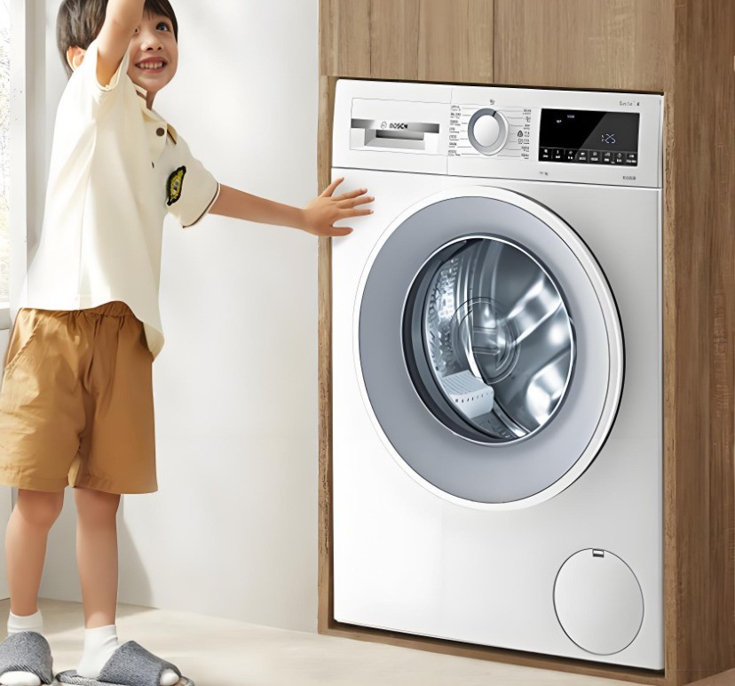 ���ڼҵ����С���У����۲��ѵ磬������ʡǮ