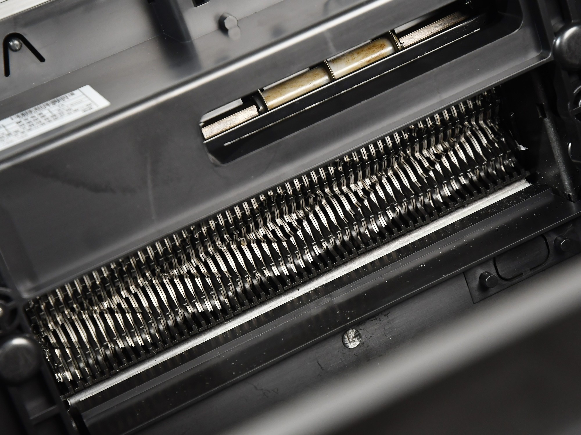 安全+效率全拉满 企业办公首选科密DS608碎纸机