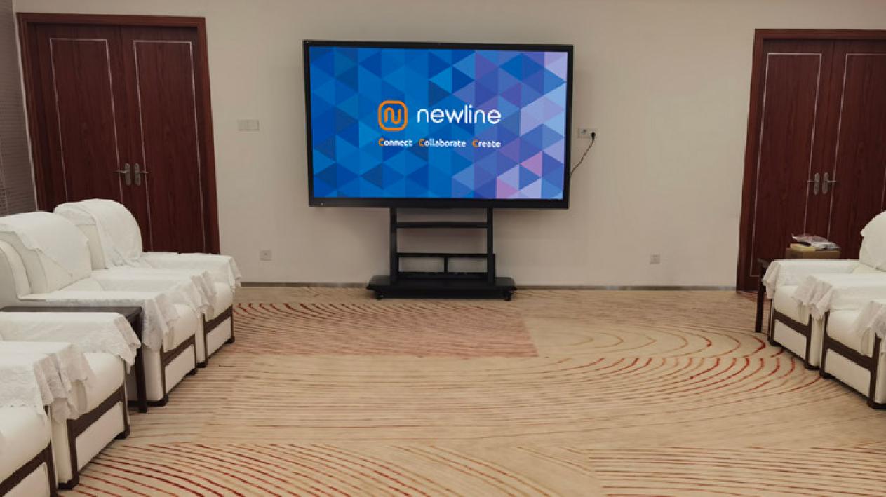 别再拿“大号平板”开会了：破解多行业隐秘角落，Newline做对了什么？