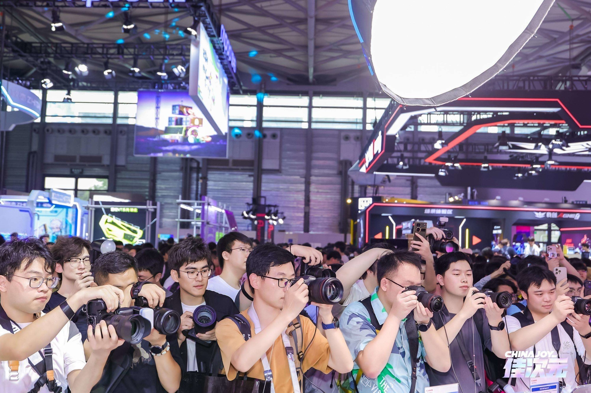 佳能闪耀2026 ChinaJoy,以影像科技定义次元新视界