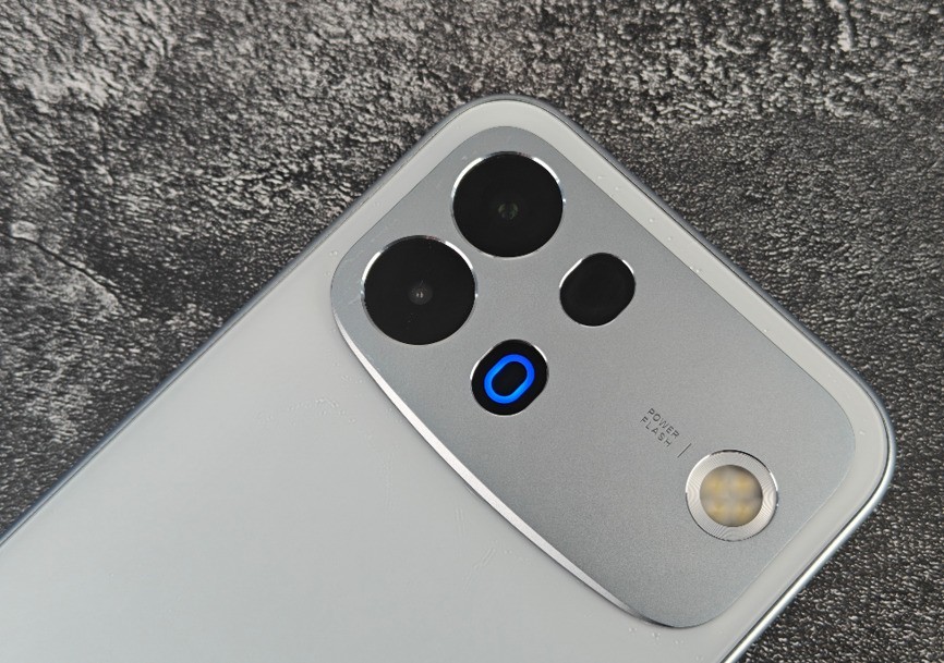 OPPO A7 Pro Max������飺�򼶴������þ���Max