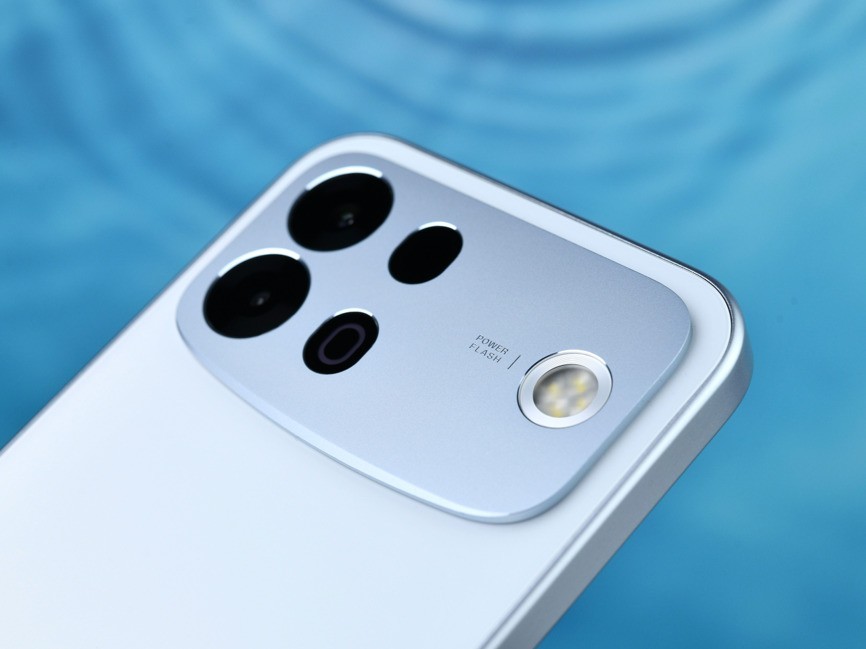 OPPO A7 Pro Max������飺�򼶴������þ���Max