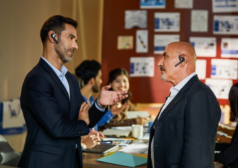 技术赋能无界沟通时空壶W4Pro三大核心功能构建跨语言交流新生态