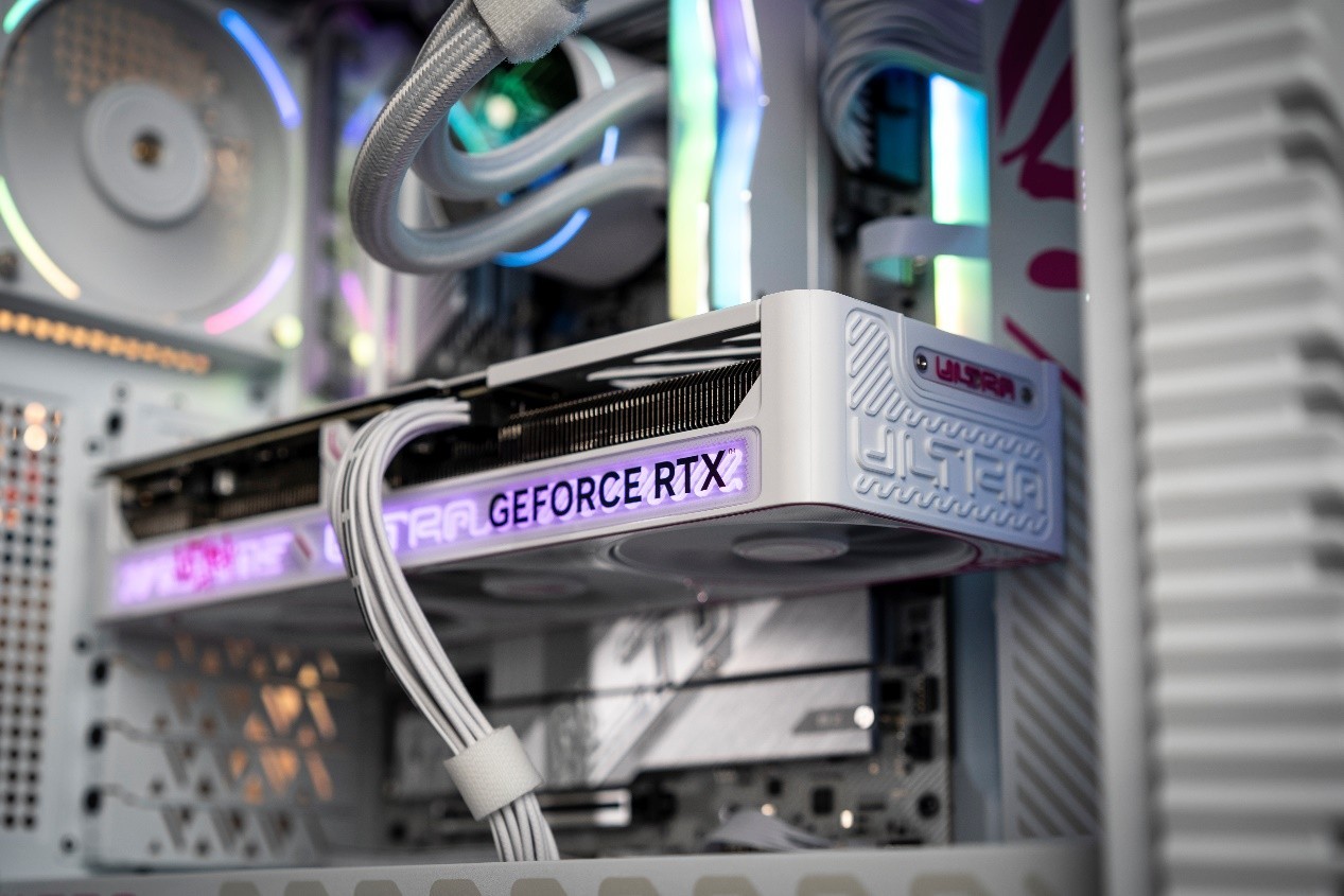 ߲ʺiGameRTX 50ϵԿ֡桶ж
