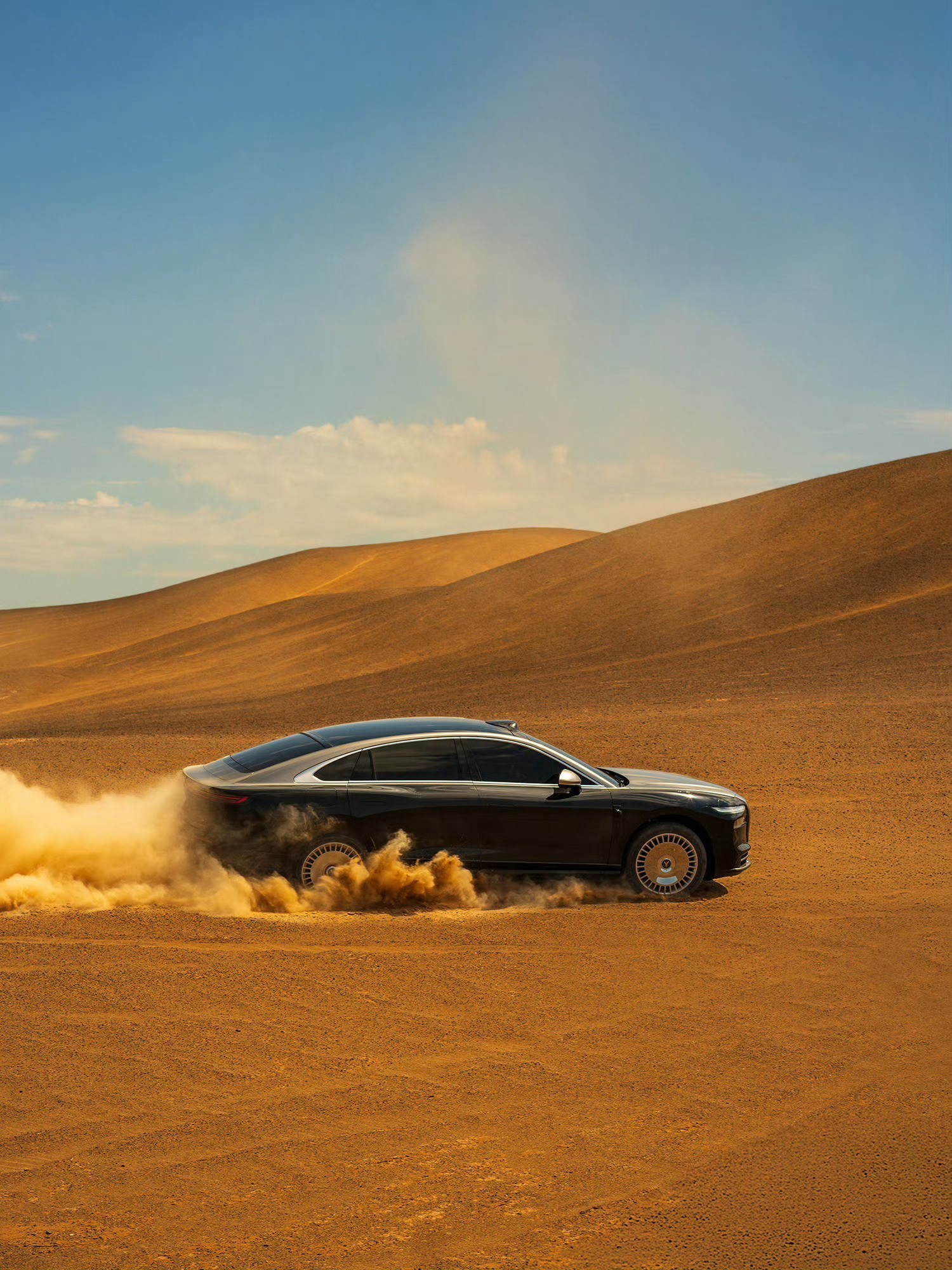 ��ǿ�������ͼ׷��Lȫ������������ΪǬ���Ǽ�ADS 4.1