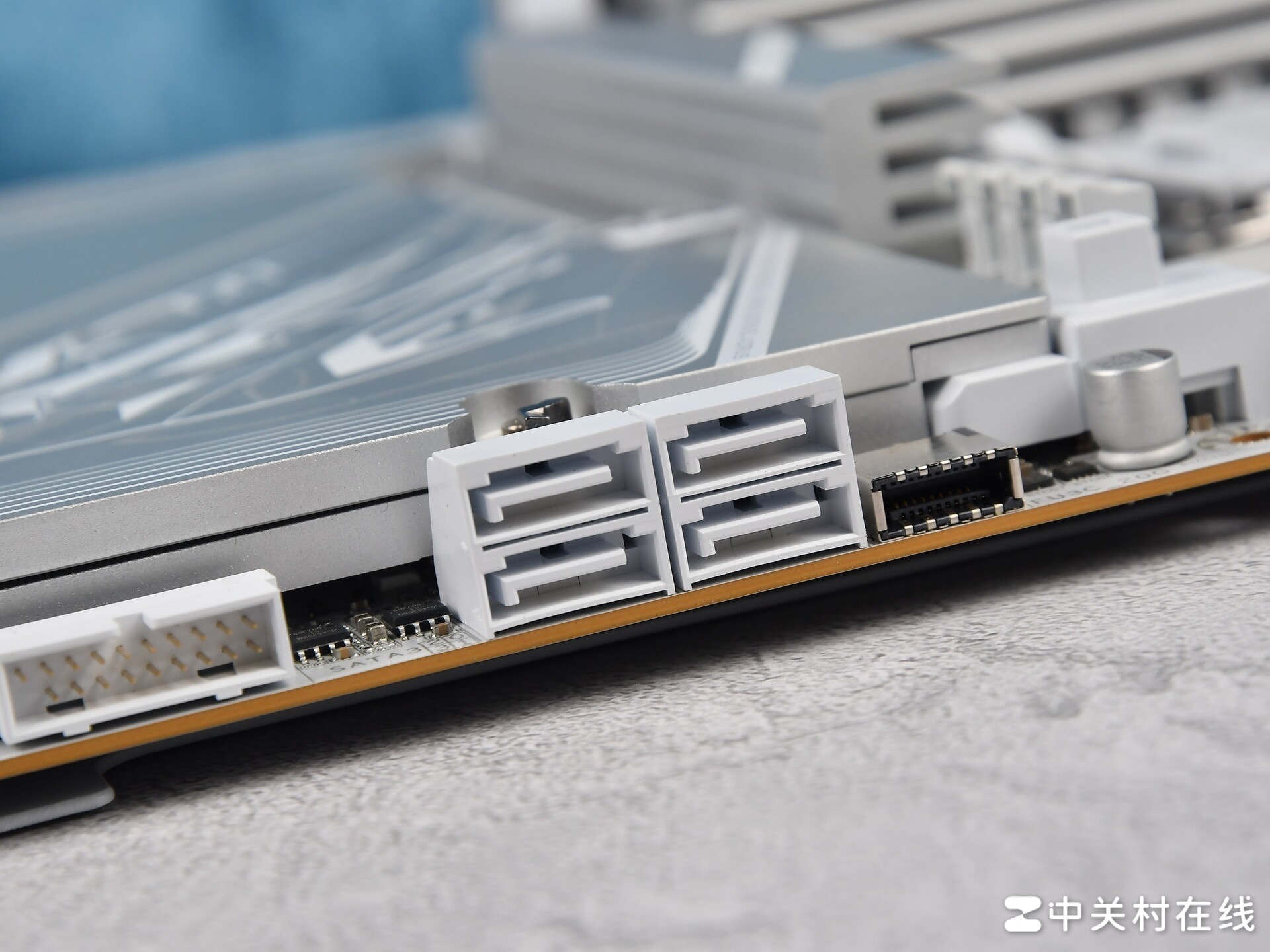 ����X870E AORUS ELITE X3D ICE������������ ���ױ��� X3D��Ѫ��������