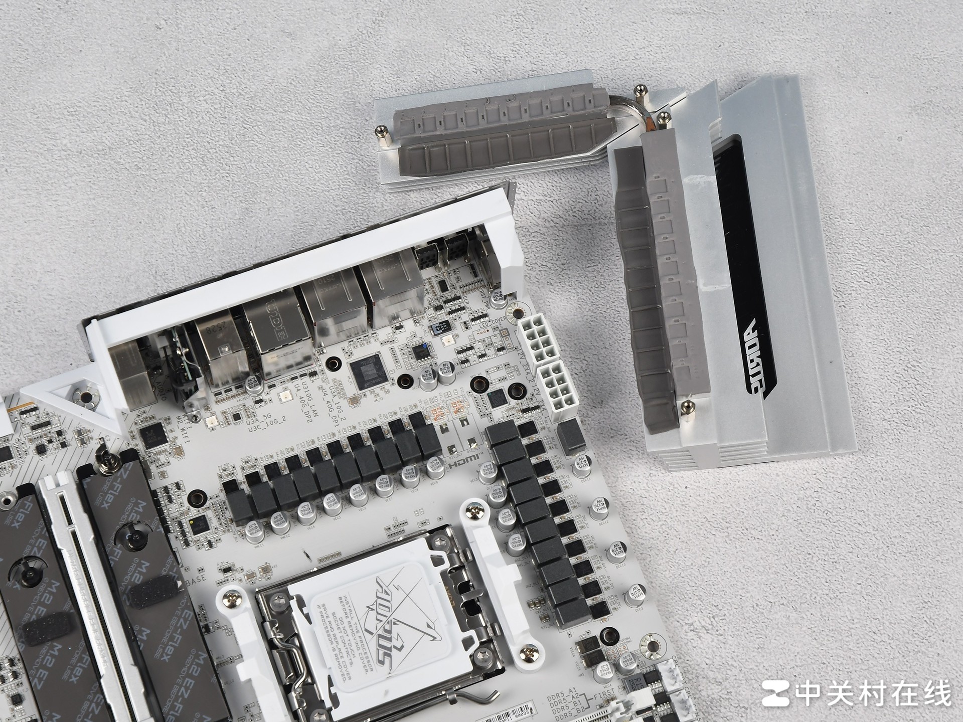 ����X870E AORUS ELITE X3D ICE������������ ���ױ��� X3D��Ѫ��������