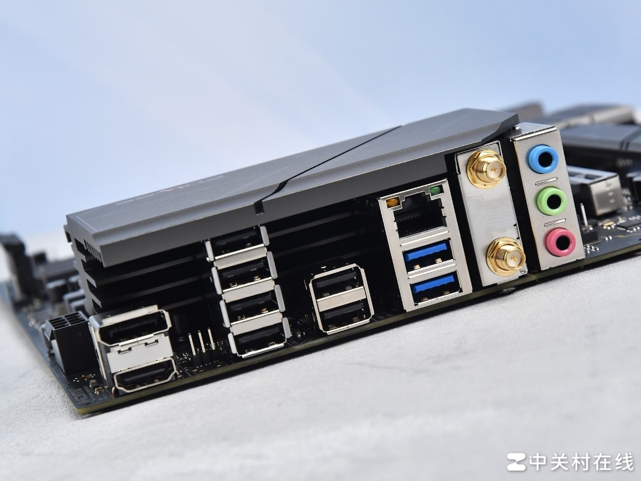 ʯ PULSE B850MP WIFI 7 9800X3DԼ۱ȴ