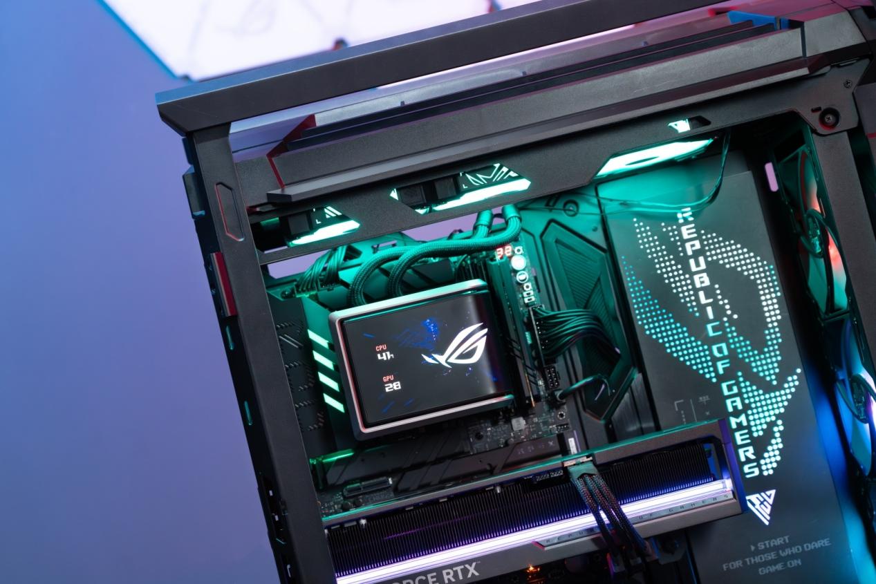 ��˶ROG X870E APEX������9850X3D��4�Ƶ��¼