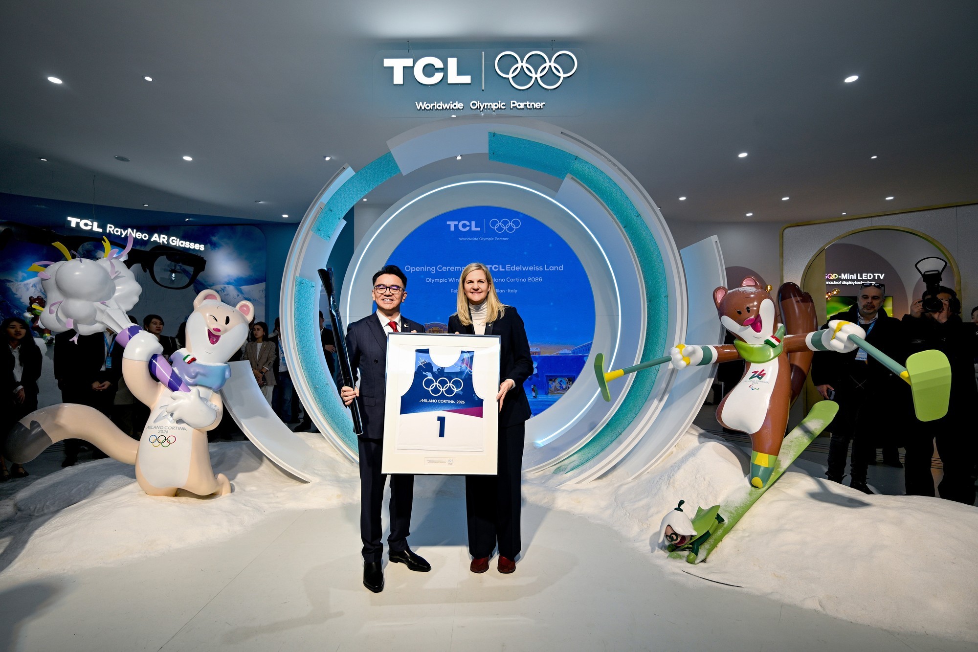 打造奥运科技人文地标,TCL“雪绒奇境”米兰冬奥主题馆正式开馆