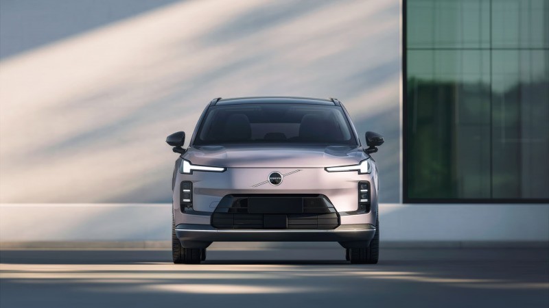 ���غ������ܺģ��ֶ��� XC70 �ο���̥��ͥ��ʲô��