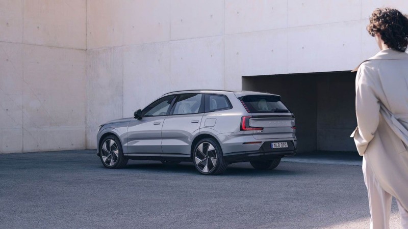 ��̥��ͥ����SUV�ռ���֣��ֶ���EX90��Ƚ���