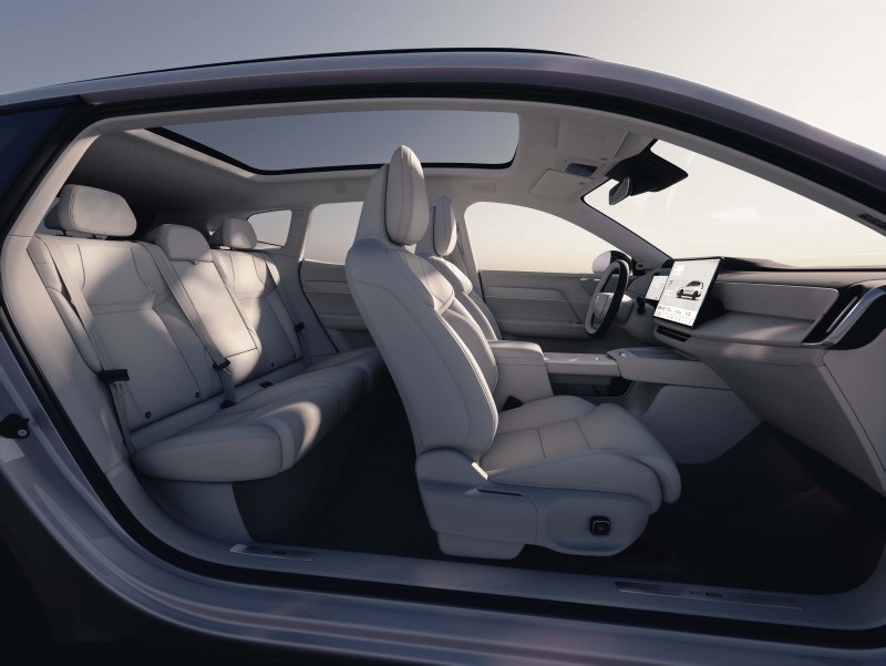 ��������Դ�����Ӿ磬�ֶ��� XC70 �ο� SUV �������а�