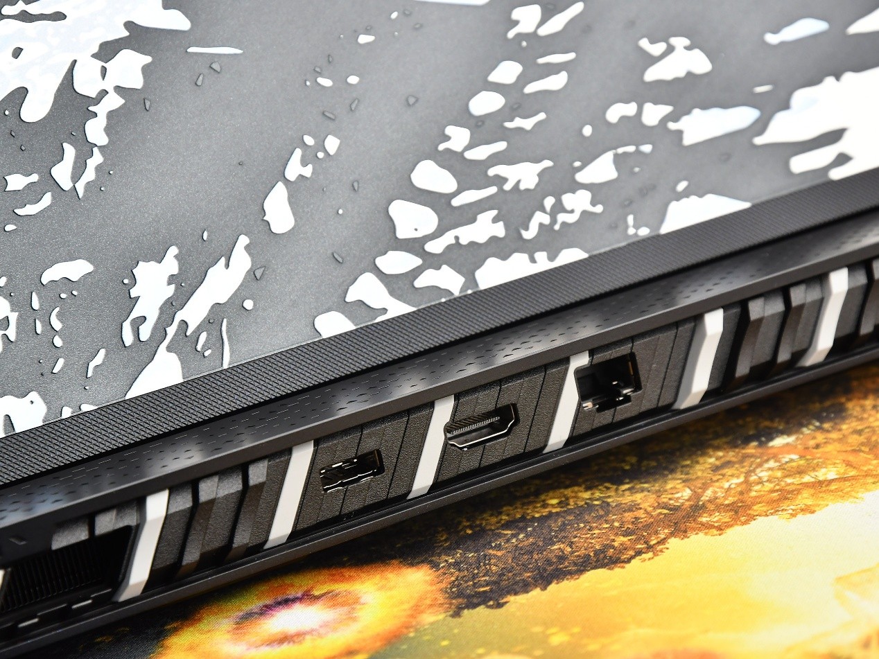 �����콢����� ΢��̩̹18 Ultra �����ذ� 2025����