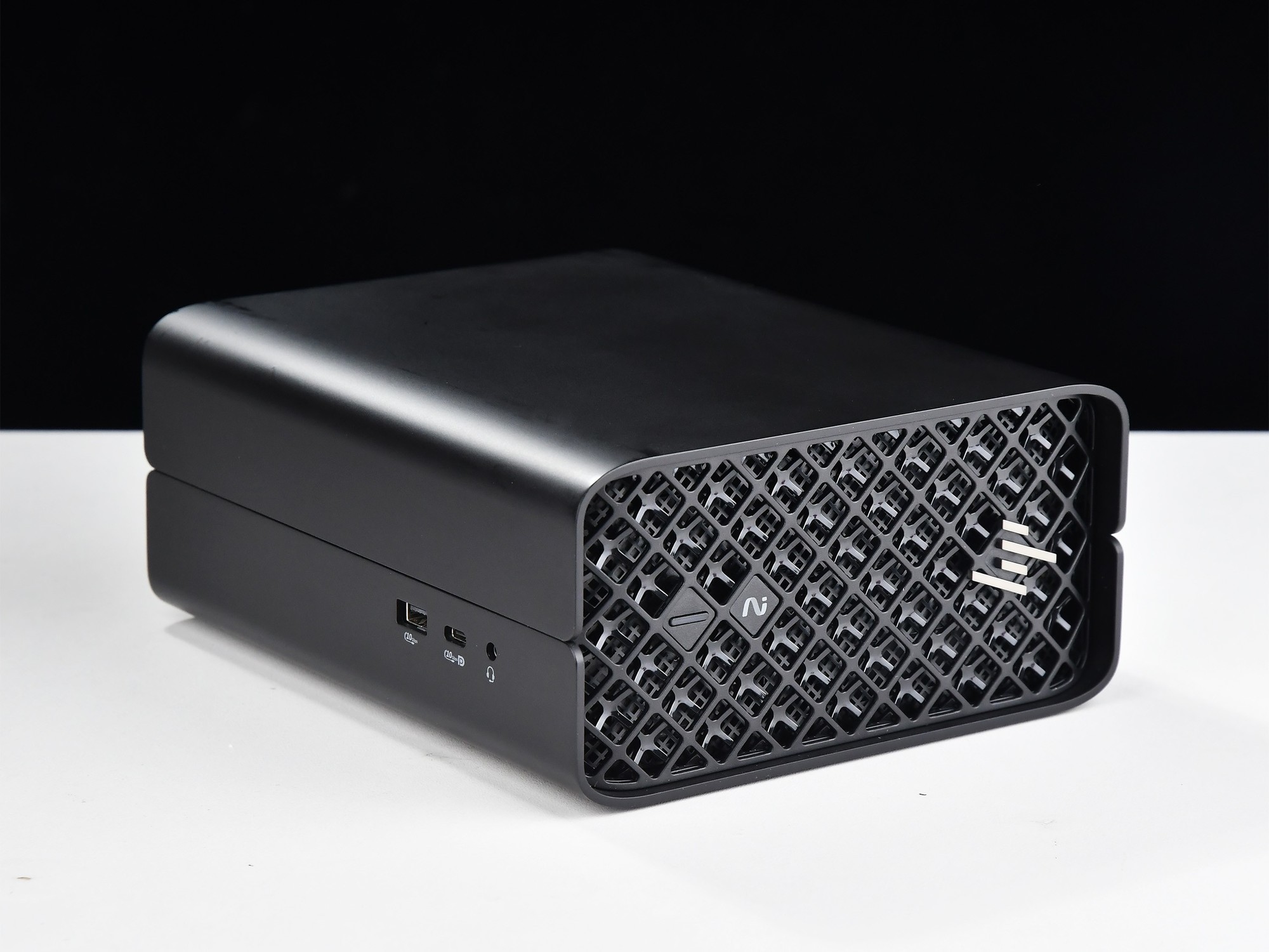 ����Z2 Mini G1a����AI����վ������ǧ�ڼ�����ģ�����ɱ��ز���!