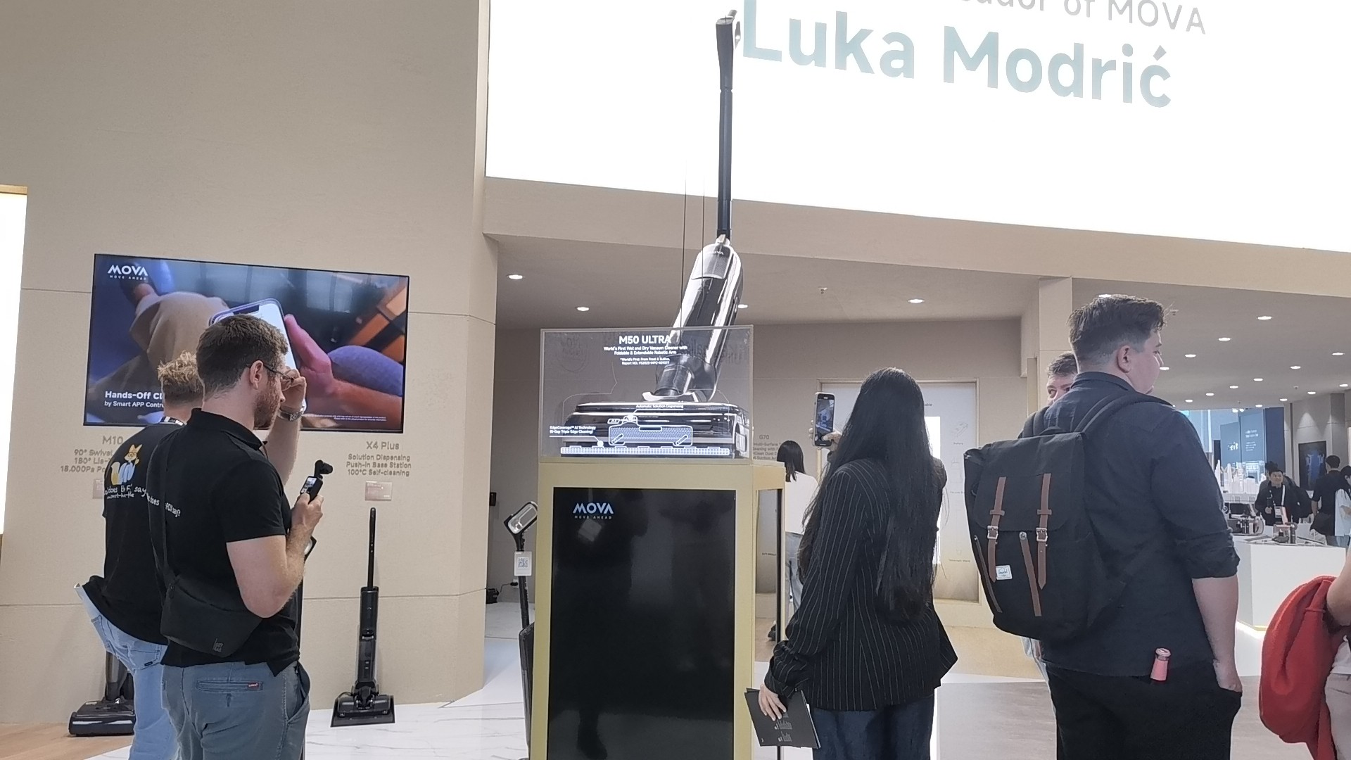 IFA��𽹵㣡MOVA���������롰˫��ʱ����