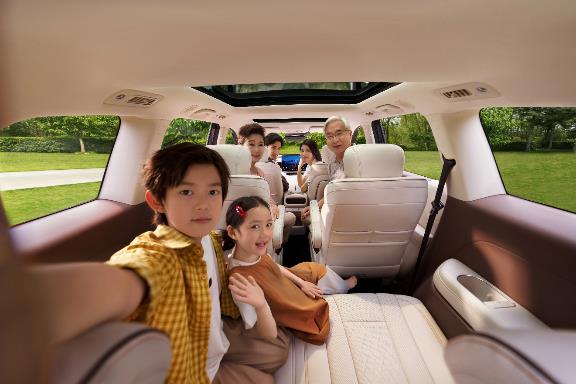 10�򼶲��SUV����ʵ�⣺�����ǹ�L��������̨���ͶԱȣ�˭���ʺ�¶Ӫ
