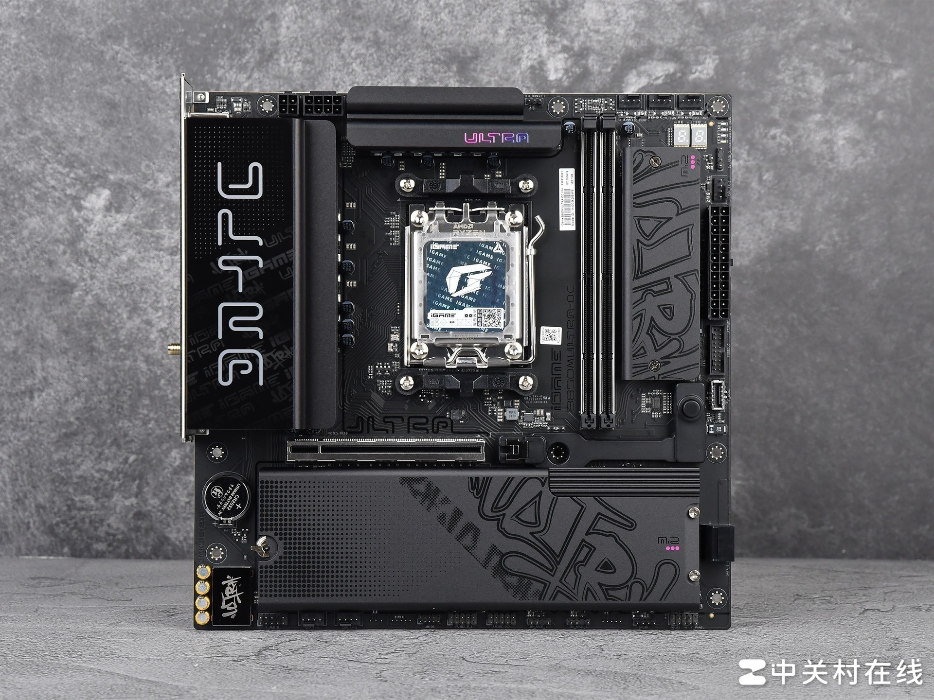 七彩虹iGame B850M ULTRA-OC V14主板评测 嘻哈潮酷 干元级X3D超频黑马